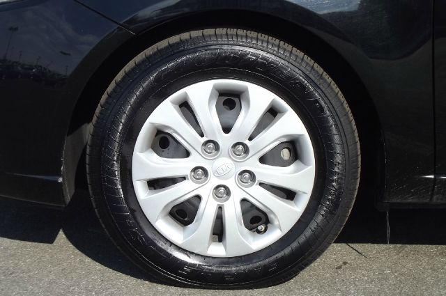 2012 Kia Forte Open-top