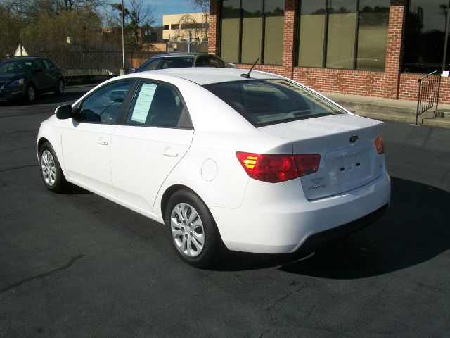 2013 Kia Forte Open-top