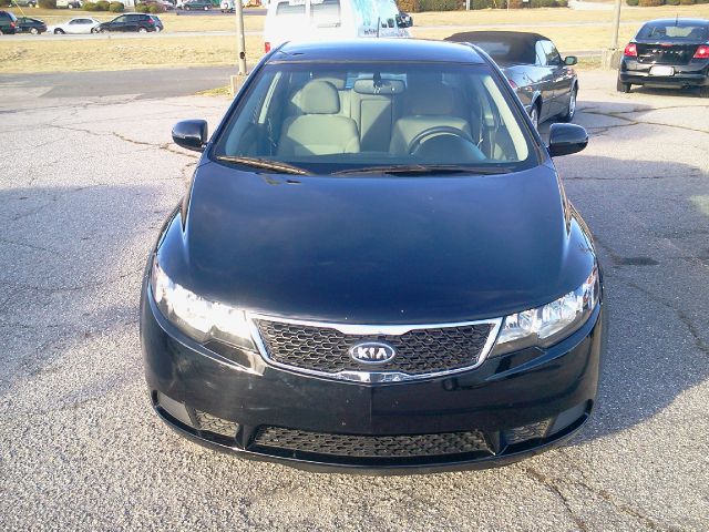 2013 Kia Forte Open-top
