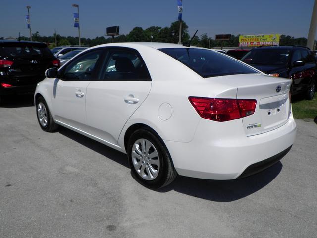 2013 Kia Forte Open-top