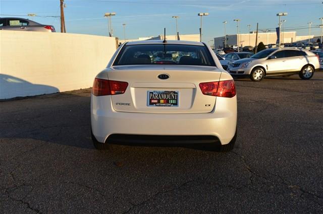 2013 Kia Forte Open-top