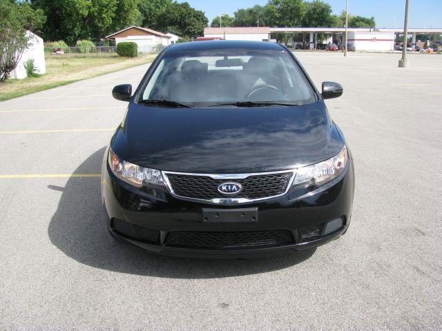 2013 Kia Forte Open-top