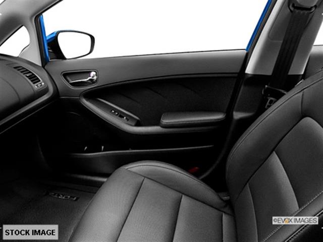 2014 Kia Forte Open-top