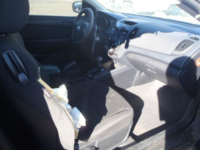 2010 Kia Forte Koup Open-top