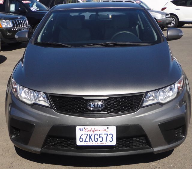 2010 Kia Forte Koup Open-top