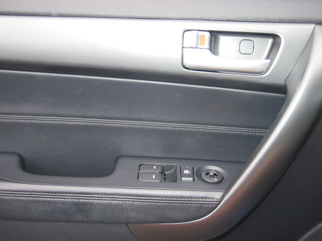 2010 Kia Forte Koup Open-top