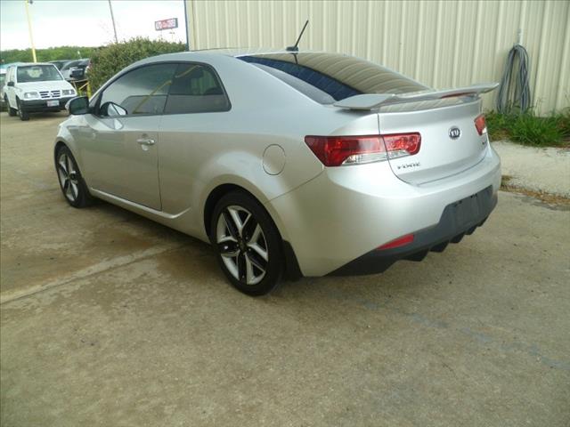 2010 Kia Forte Koup SEL W/ Moonroofalloy Wheels