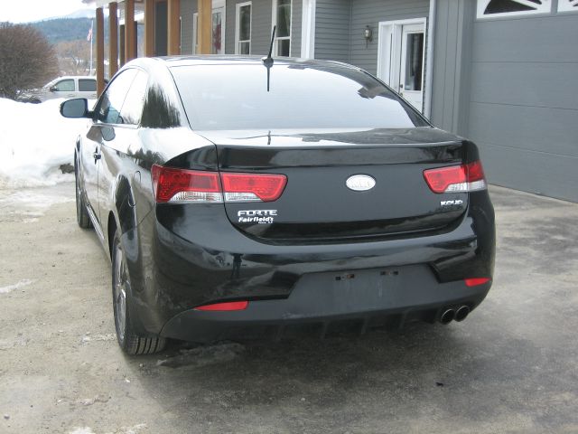 2010 Kia Forte Koup Open-top