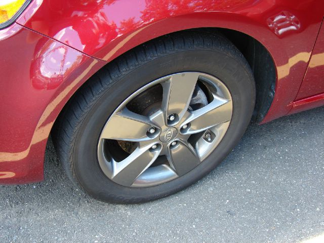 2010 Kia Forte Koup Unknown