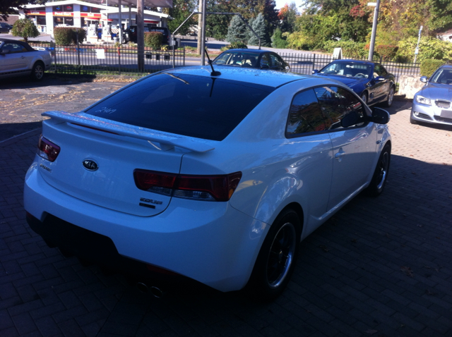 2012 Kia Forte Koup Open-top