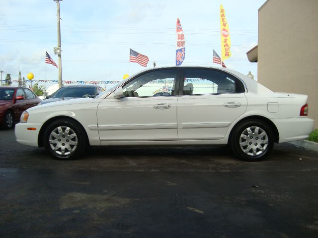 2003 Kia Optima Elk Conversion Van