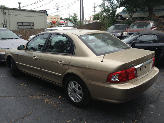 2003 Kia Optima 5dr HB