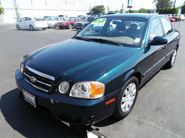 2004 Kia Optima Open-top