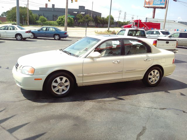 2004 Kia Optima Elk Conversion Van