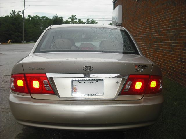 2004 Kia Optima 5dr HB Auto