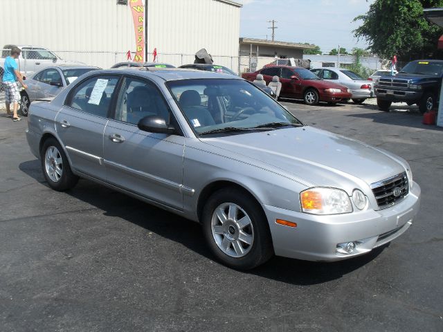 2004 Kia Optima Open-top