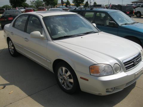 2004 Kia Optima 4dr Quad Cab 155 WB 4WD