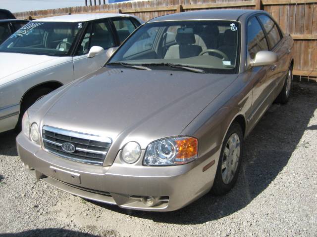 2004 Kia Optima Elk Conversion Van