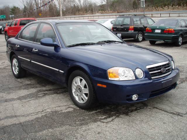 2004 Kia Optima Open-top