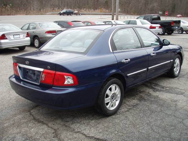 2004 Kia Optima Open-top