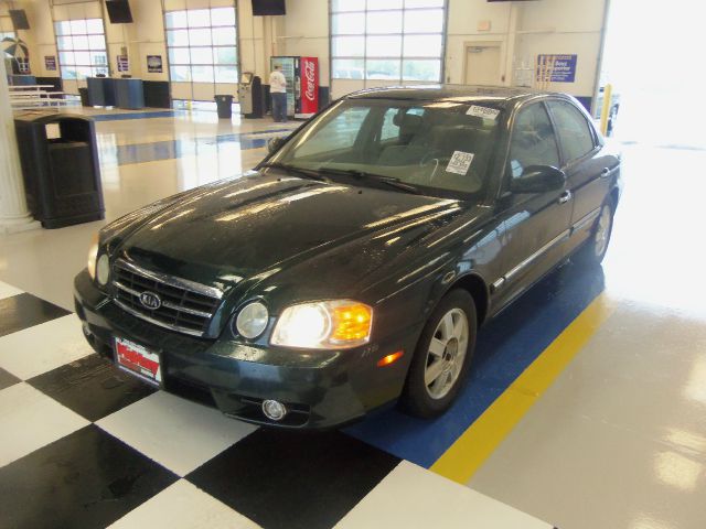 2004 Kia Optima Open-top