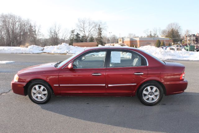 2004 Kia Optima Open-top