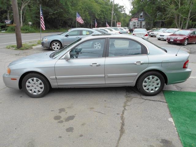 2004 Kia Optima Open-top