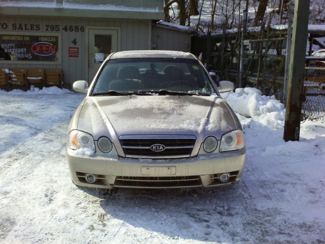 2004 Kia Optima Open-top