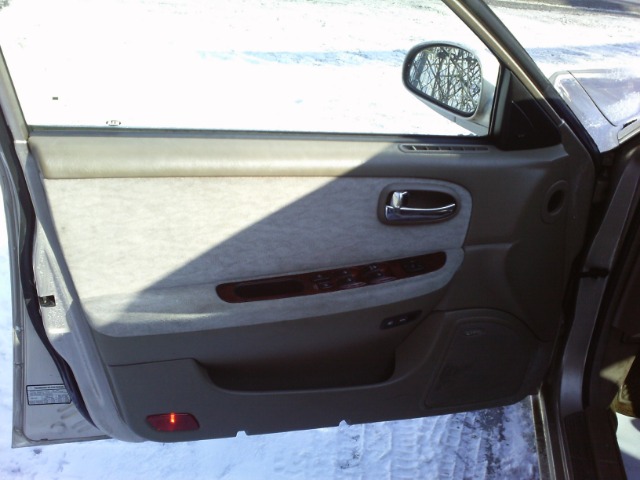 2004 Kia Optima Open-top