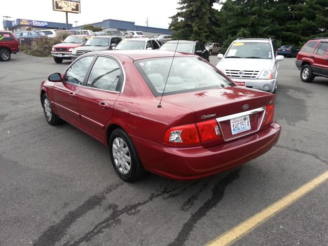 2004 Kia Optima Open-top