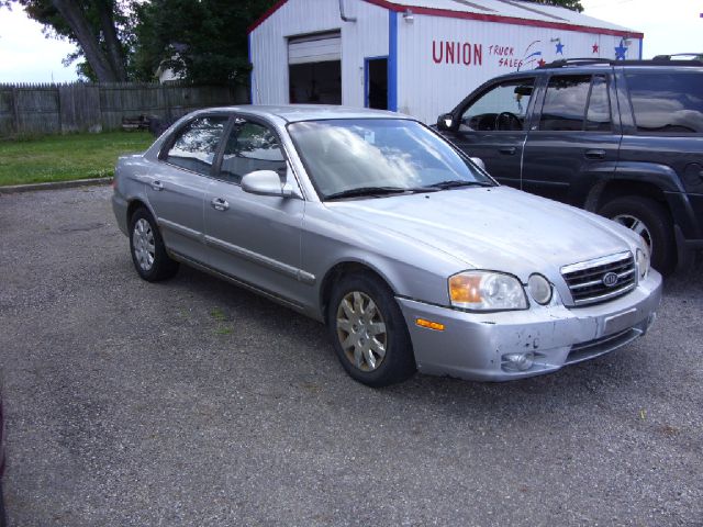 2004 Kia Optima Elk Conversion Van