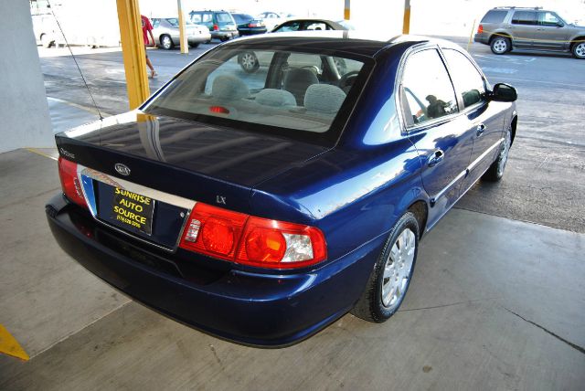 2005 Kia Optima Elk Conversion Van