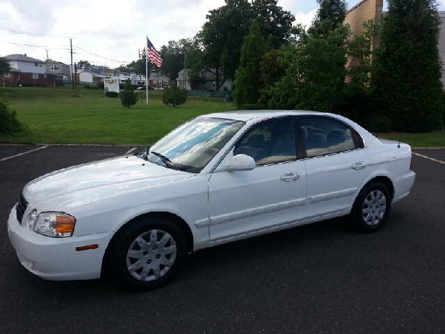 2005 Kia Optima Elk Conversion Van