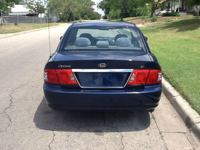 2005 Kia Optima Elk Conversion Van