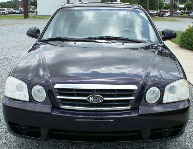 2006 Kia Optima 2006 Ford LX
