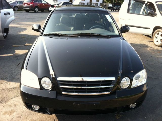 2006 Kia Optima 1998 Jaguar 8