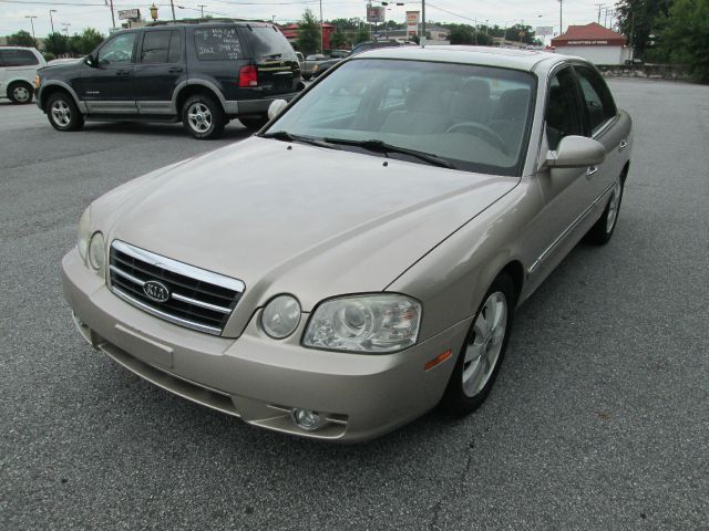 2006 Kia Optima 1998 Jaguar 8