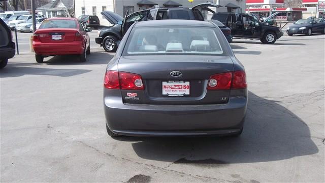 2006 Kia Optima Elk Conversion Van