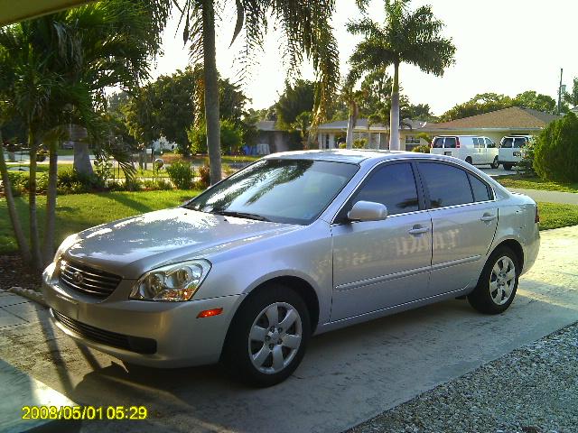2007 Kia Optima Elk Conversion Van
