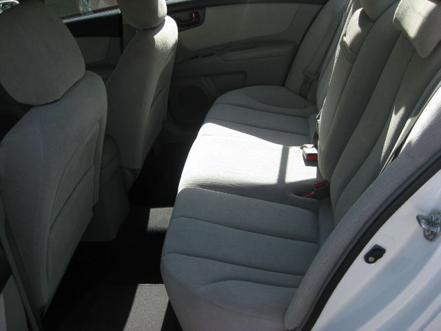 2008 Kia Optima Open-top