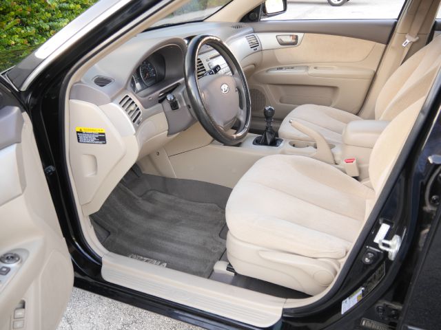 2008 Kia Optima Elk Conversion Van