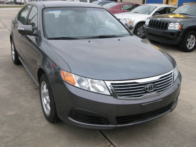 2009 Kia Optima Elk Conversion Van