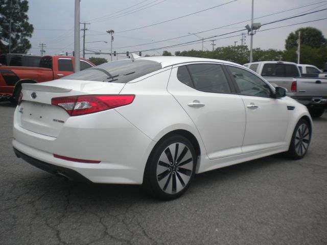 2011 Kia Optima AUTO RWD