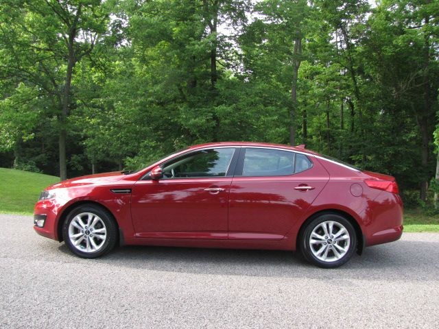 2011 Kia Optima Open-top
