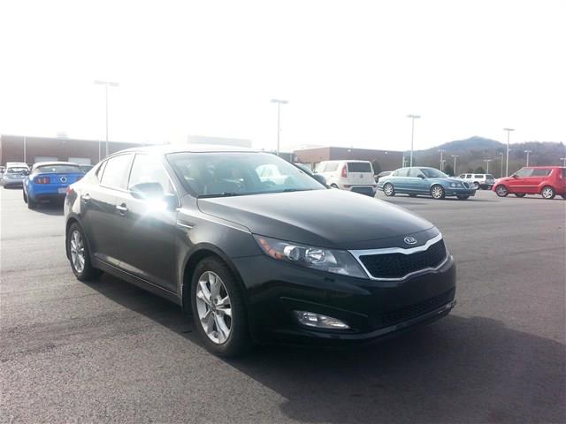 2011 Kia Optima Open-top
