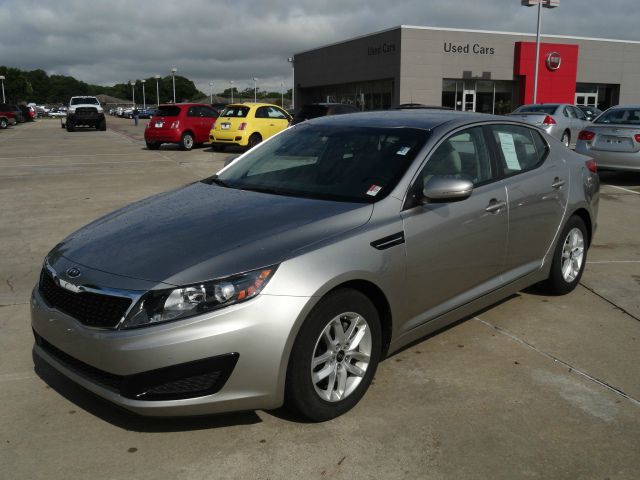 2011 Kia Optima 4dr Sdn I4 Auto Sedan