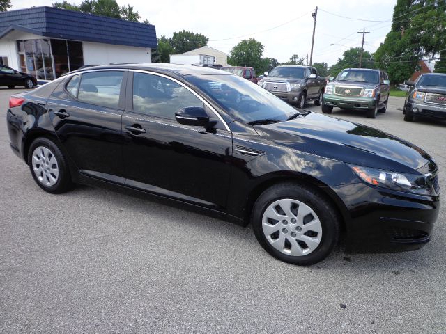 2011 Kia Optima 2.0T Avant Quattro