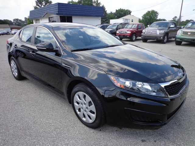 2011 Kia Optima 2.0T Avant Quattro