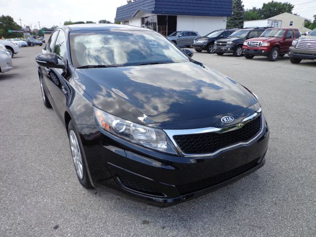 2011 Kia Optima 2.0T Avant Quattro