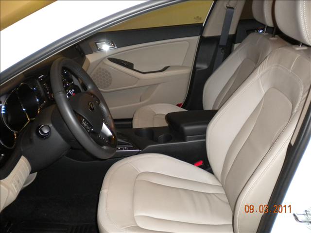 2011 Kia Optima Open-top